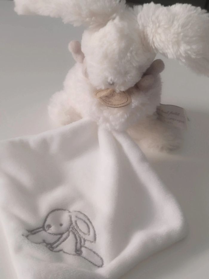 Lapin bonbon Doudou et compagnie