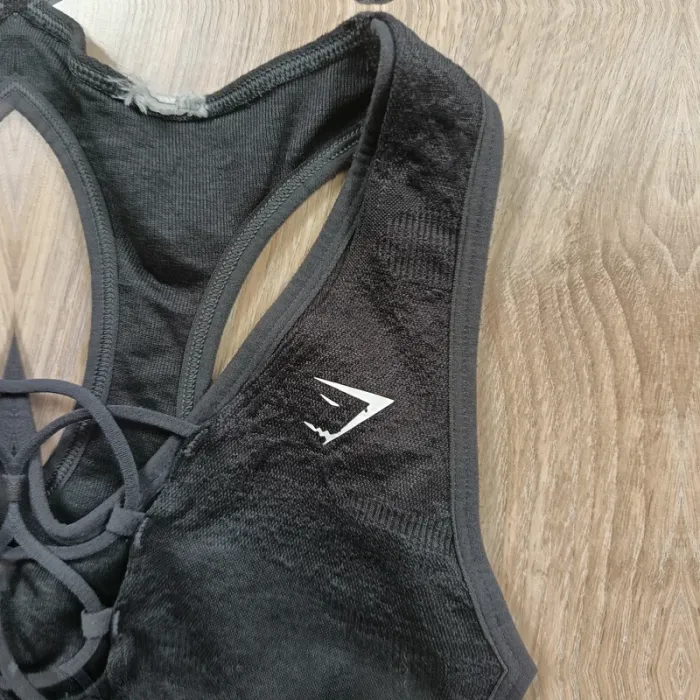Brassière gymshark femme s gris foncé noir - photo numéro 2