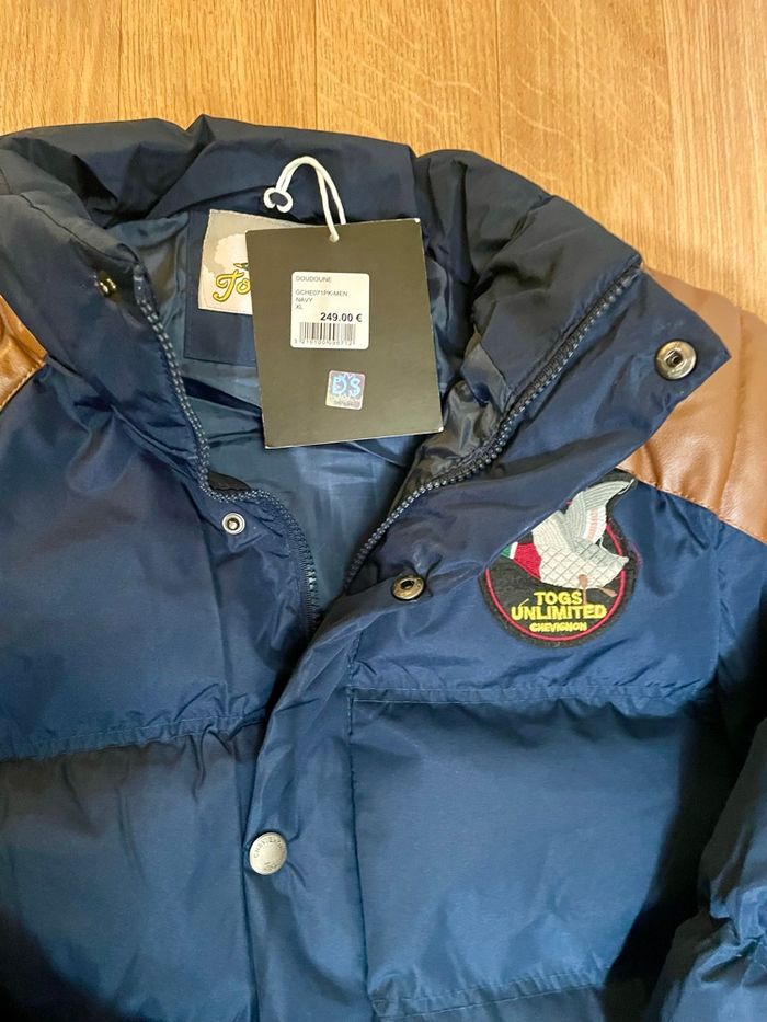 Doudoune chevignon homme  bleu marine,  togs taille XL   Neuf avec étiquette - photo numéro 4