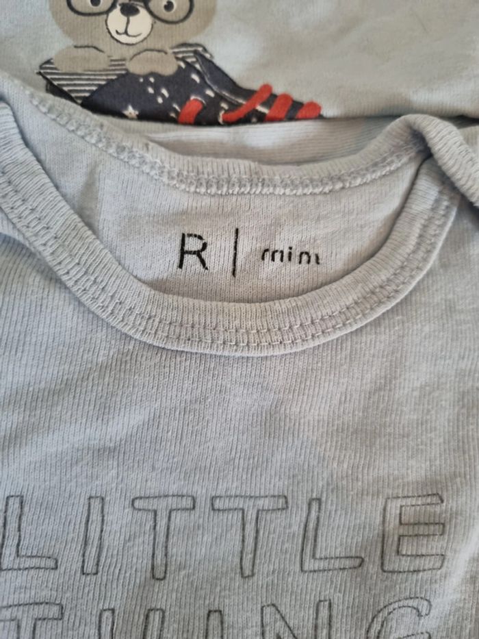 Lot de 11 bodies 6 mois - photo numéro 3