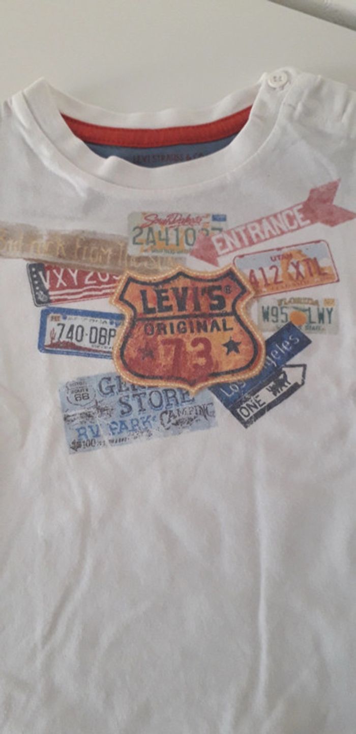 T.shirt manches courtes levi's 6/12 mois - photo numéro 2
