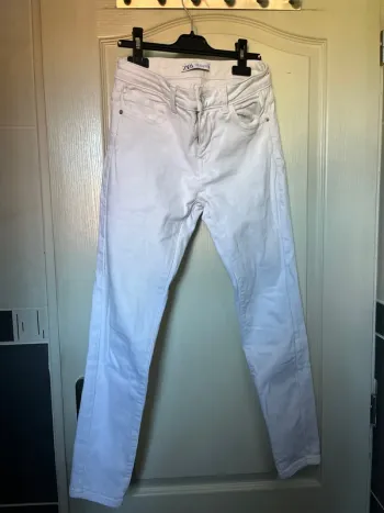 Jean blanc Zara taille 34