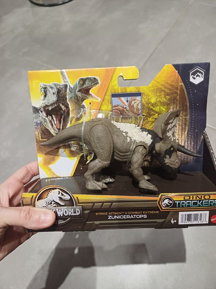 Zunicératops jurassic world