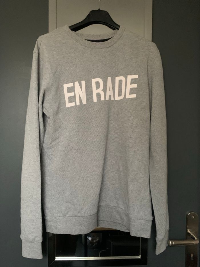 Pull gris taille S bizzbee