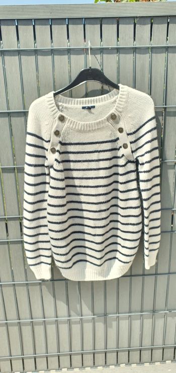 Pull kiabi taille 36 en très bon état