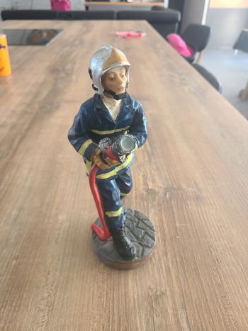Statue pompier