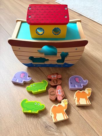 Arche de Noé en bois