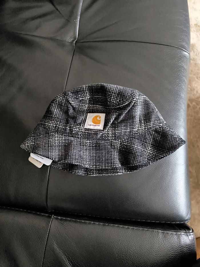 Bob en velours noir à carreaux Carhartt neuf S/M
