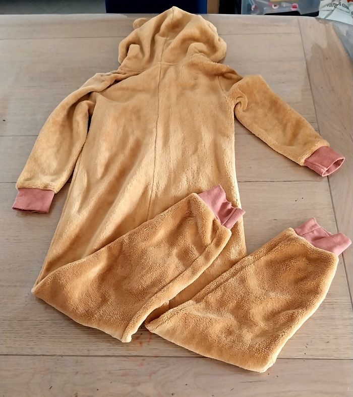 Surpyjama enfant 6ans en bon état - photo numéro 4