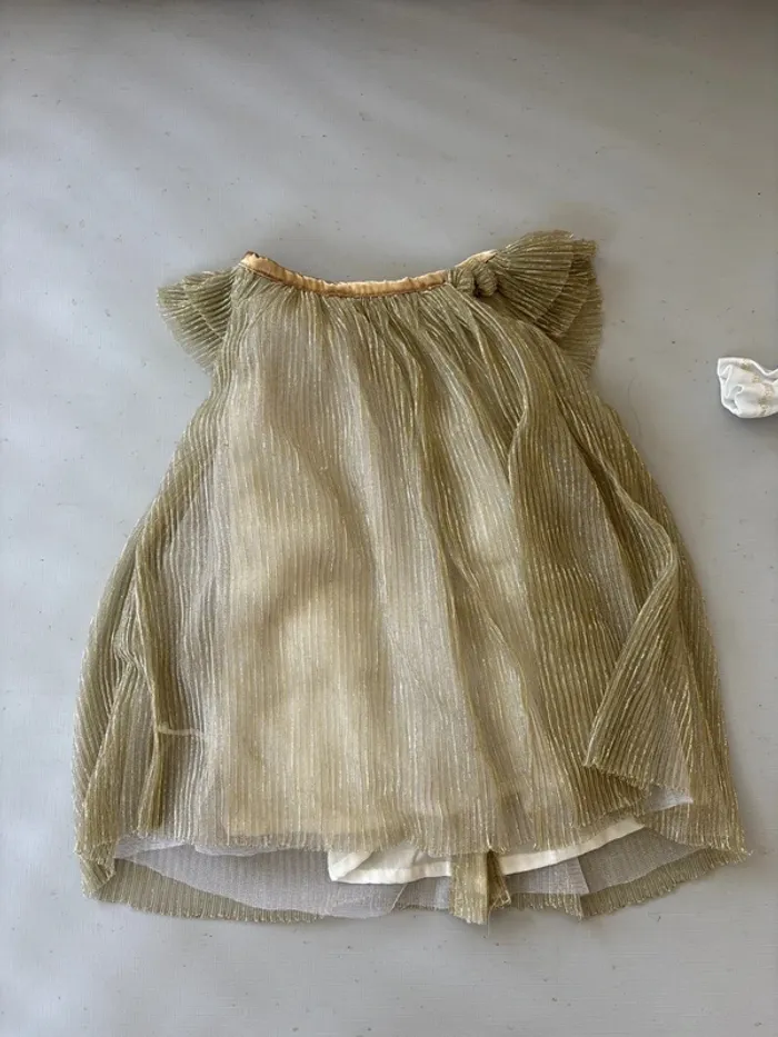 Robe paillette et T-shirt 3 mois