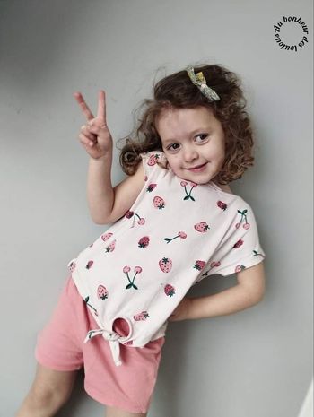 4 ans ensemble été teeshirt et short ( Vendu sans barette)