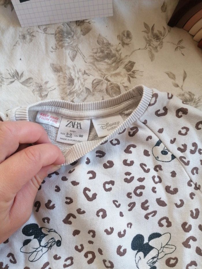 Sweat Minnie zara 3ans - photo numéro 2