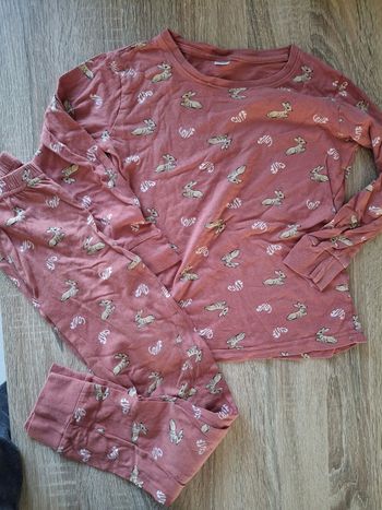 Pyjama taille 7/8 ans