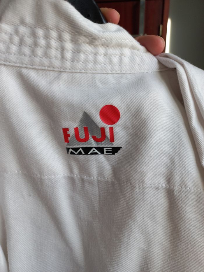 Kimono + équipements - photo numéro 9