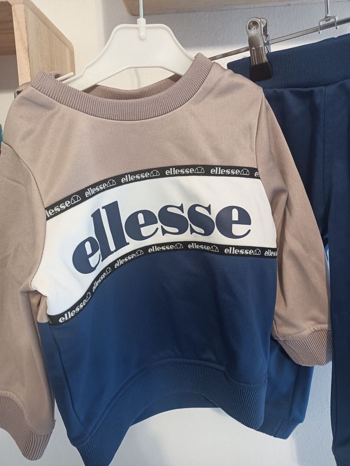 Jogging ellesse - photo numéro 2