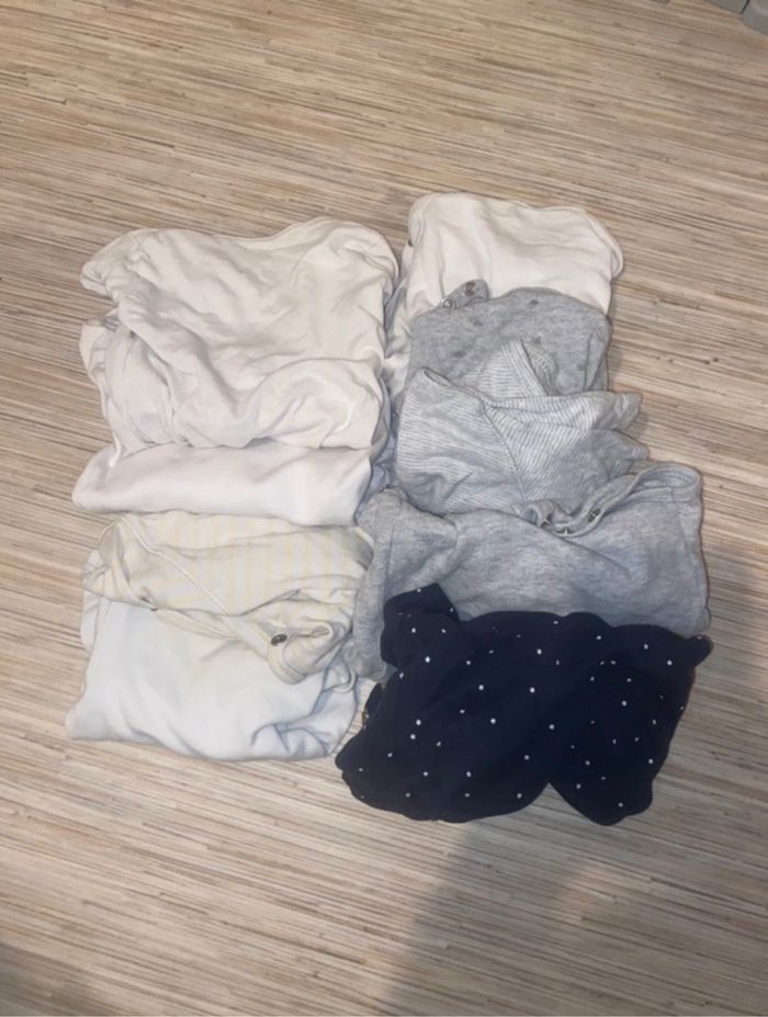 Lot de 9 body