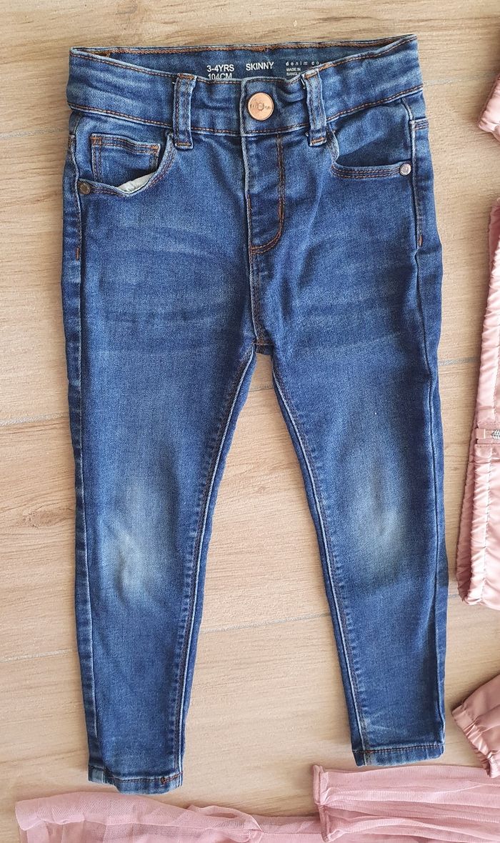 Lot fille 4 ans, 104cm - photo numéro 9