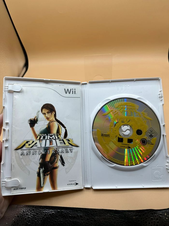 Lara Croft Tomb Raider Anniversary Wii - photo numéro 3