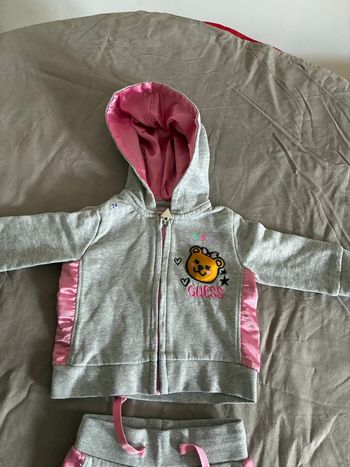 Ensemble fille en naissance 