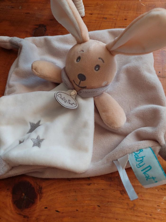 Doudou plat Lapin beige blanc gris étoiles Perlim Baby nat - photo numéro 3
