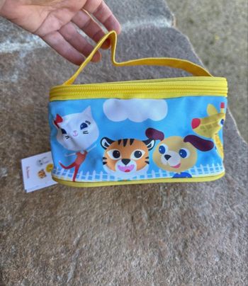 Grande trousse avec poignée 