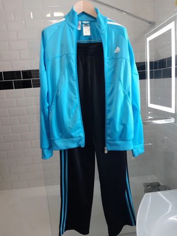 🌸 jogging adidas neuf fille en 13/14 ans🌸