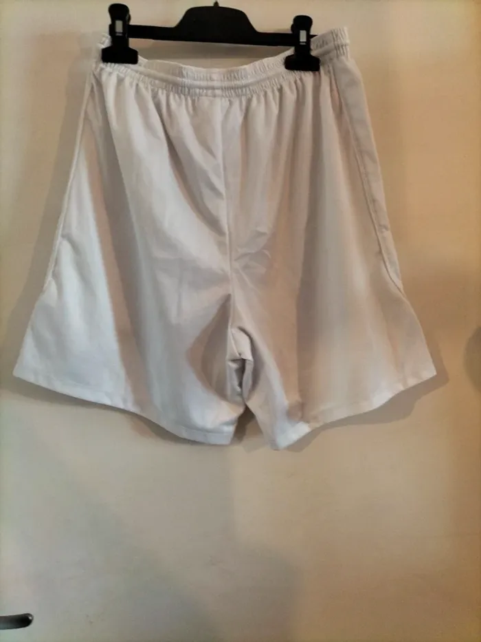 Short sport kipsta - photo numéro 4
