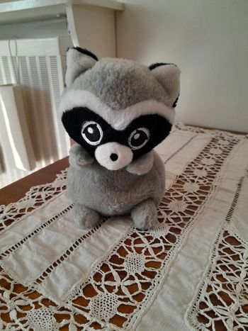 Peluche raton laveur