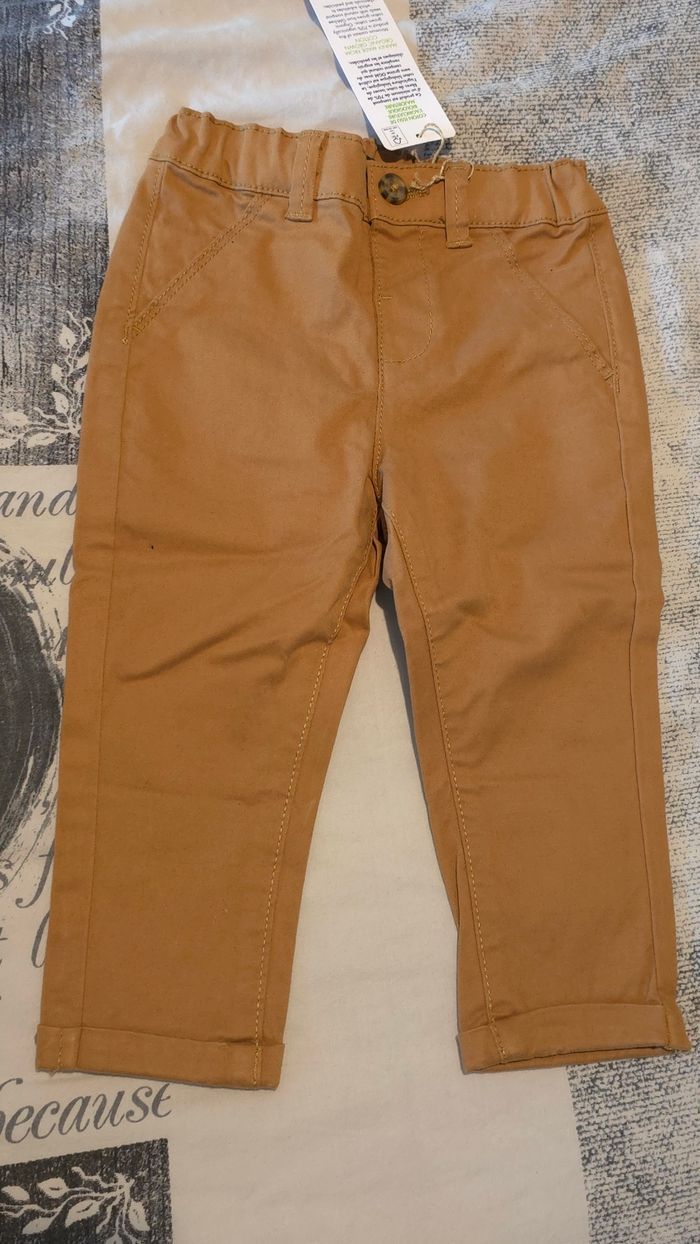 (Neufs non portés) 🏷🏷 superbe ensemble Gilet et pantalon chino 18mois Garçon 🥰💙🤩 - photo numéro 4