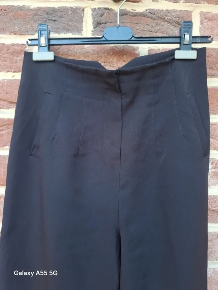 Pantalon 3/4 femme 36 - photo numéro 2
