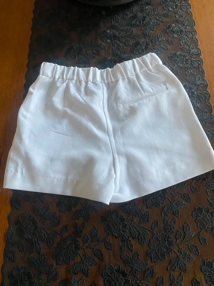 Short neuf - photo numéro 3
