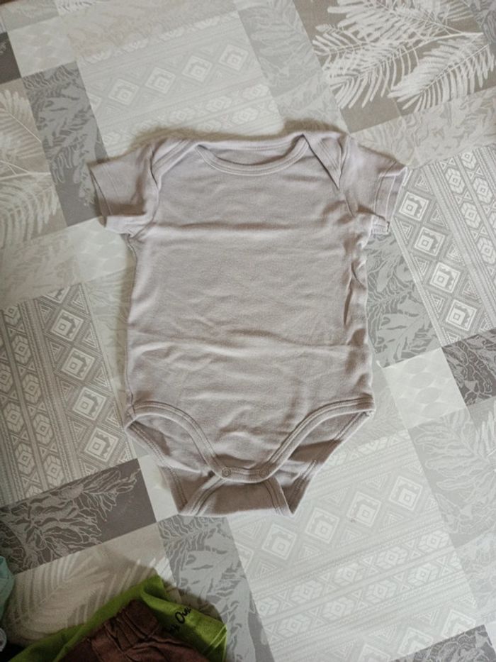 Lot garçon 9 mois printemps/été - photo numéro 6