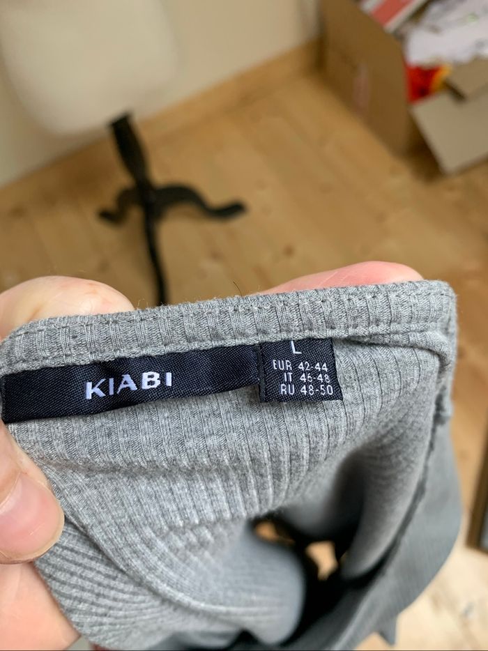 T-shirt côtelé Kiabi taille 42-44 - photo numéro 3