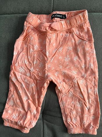 Pantalon très fin 6 mois