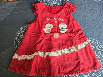 Robe rouge taille 1 mois