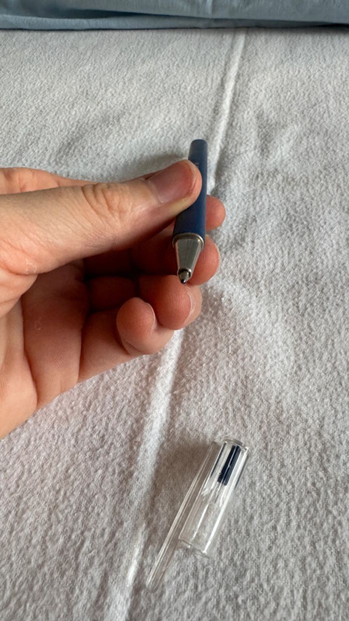 Stylo bleu Steadtler Triples ball M - photo numéro 3