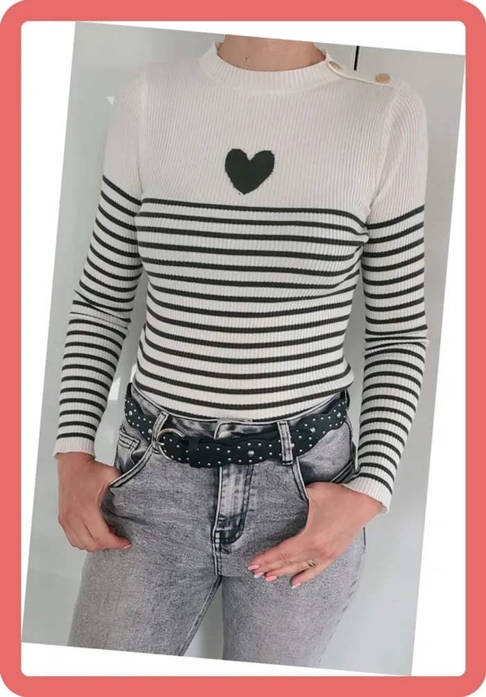 Joli Top en maille fine, coeur kaki, Neuf avec étiquette - photo numéro 8