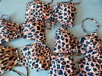 Haut de bikini imprimé léopard – Taille S – 5 exemplaires disponibles
