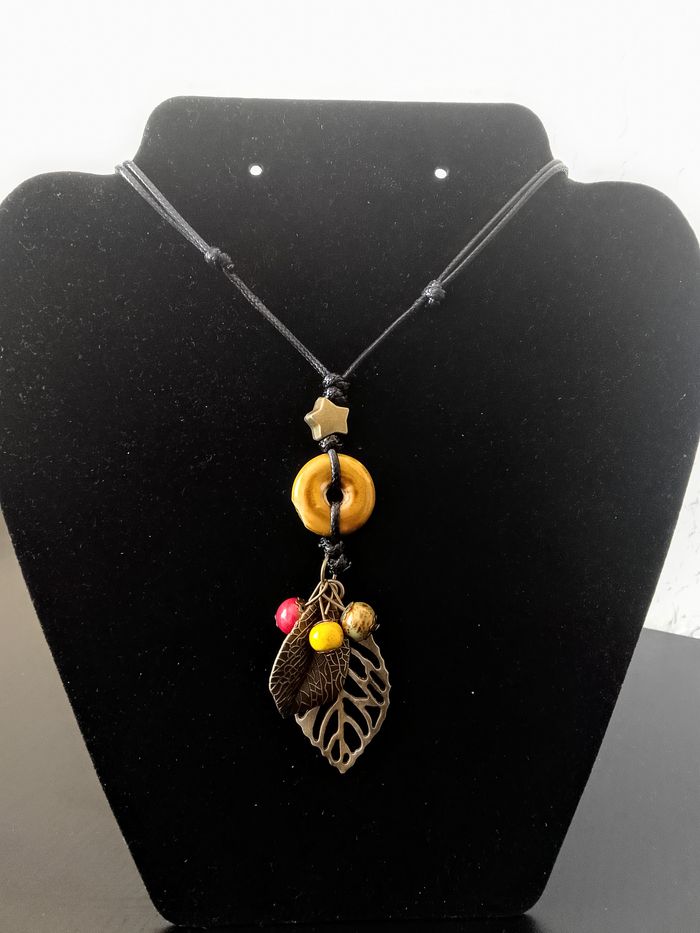 Collier corde réglable, pendentif boho-chic - photo numéro 3