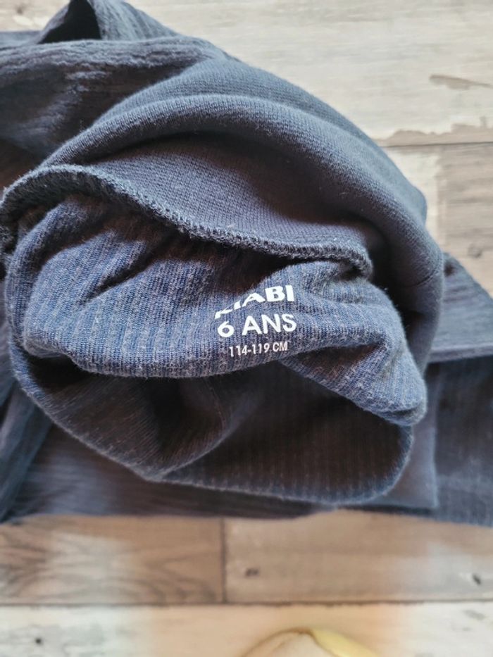 Sous pull "Kiabi" 6ans - photo numéro 3