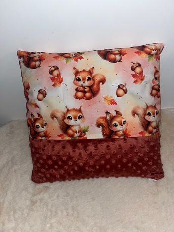 Coussin lavable écureuil 