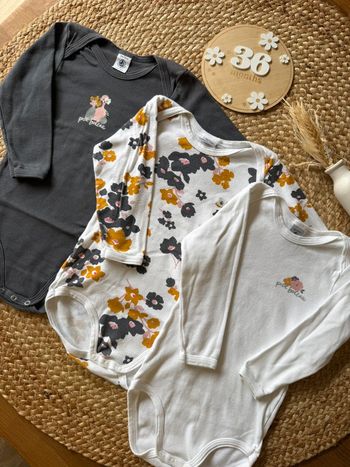 Lot 3 bodies Petit bateau - taille 36 mois