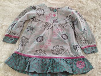 Robe fleurie à manches longues 9 mois