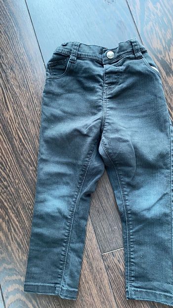 Lot 2 jeans 3ans