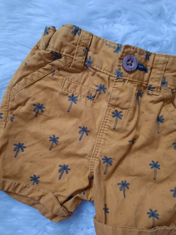 Short jaune 6 mois - photo numéro 2