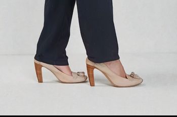 Escarpin Céline vintage en nubuck pointure 42 en très bon état 