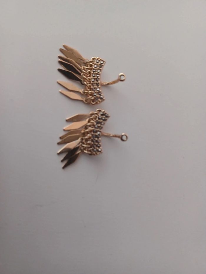 Rajout boucles d'oreilles - photo numéro 3