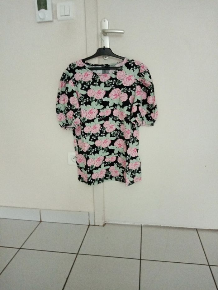 Tee shirt