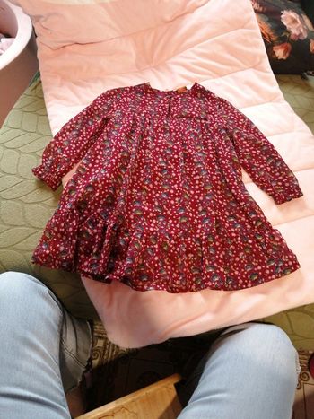 Robe fluide tape à l'œil