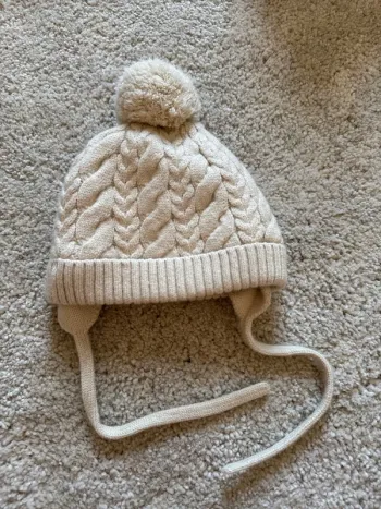 Bonnet en laine fourré pour bébé